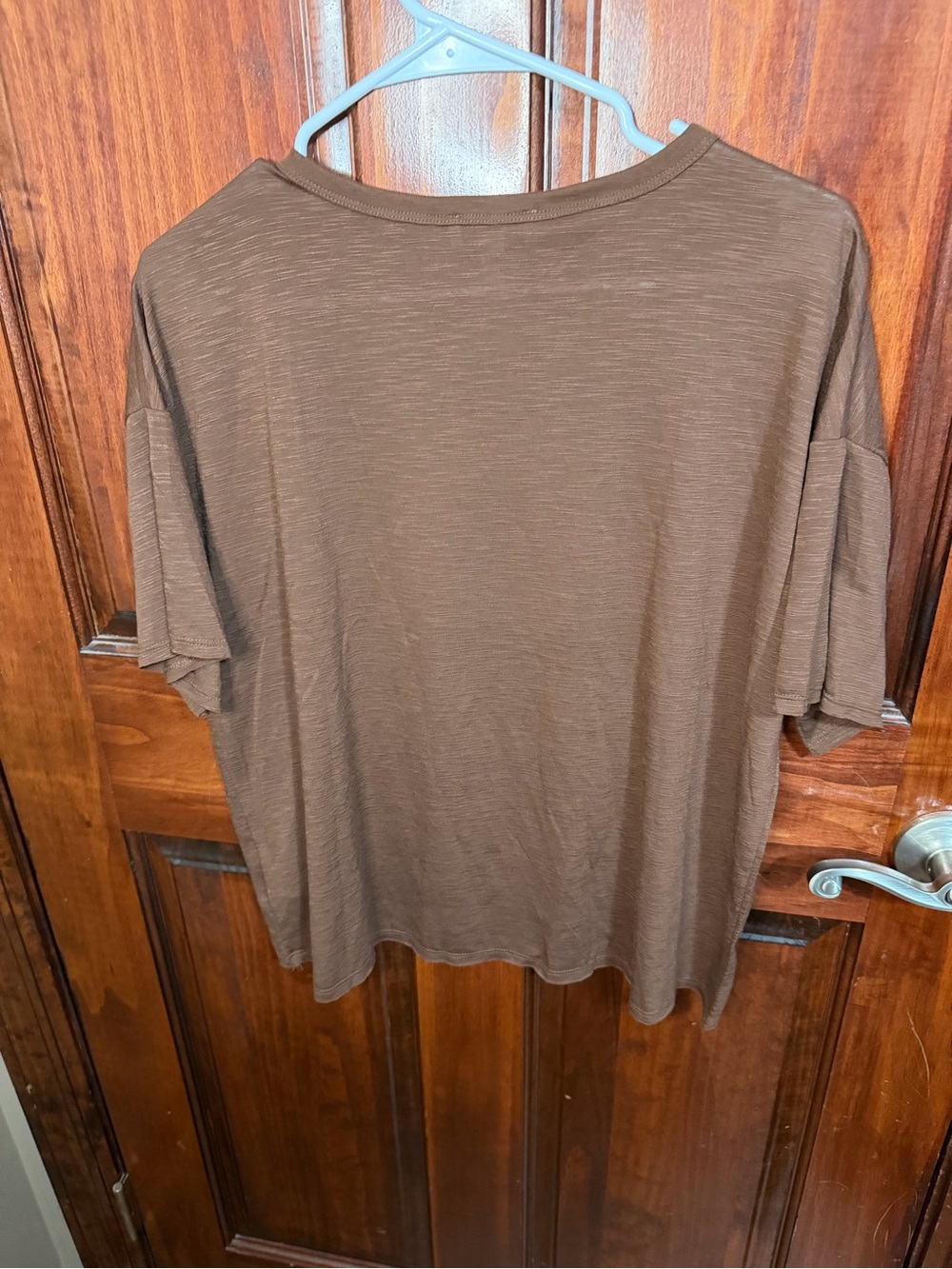 sofia by sofia vergara Brown Short Sleeve Crewneck Tee - Picture 5 of 5